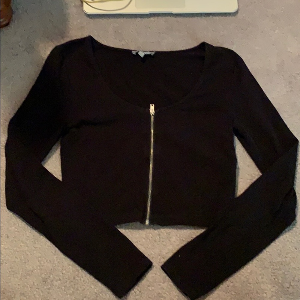 zip up crop long sleeve